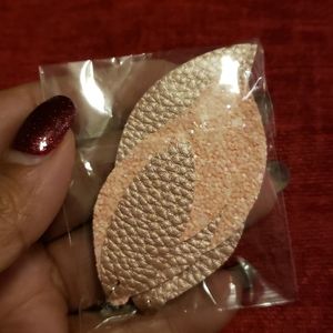 Tan and pink leaf earrings